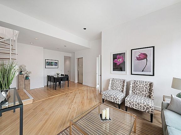 4th image of 21 E 22nd St APT 12L