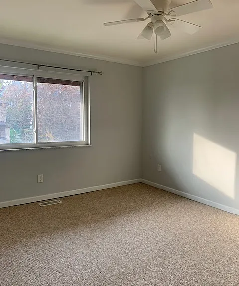 129 Baywood Ave #4-2B — Photo 10