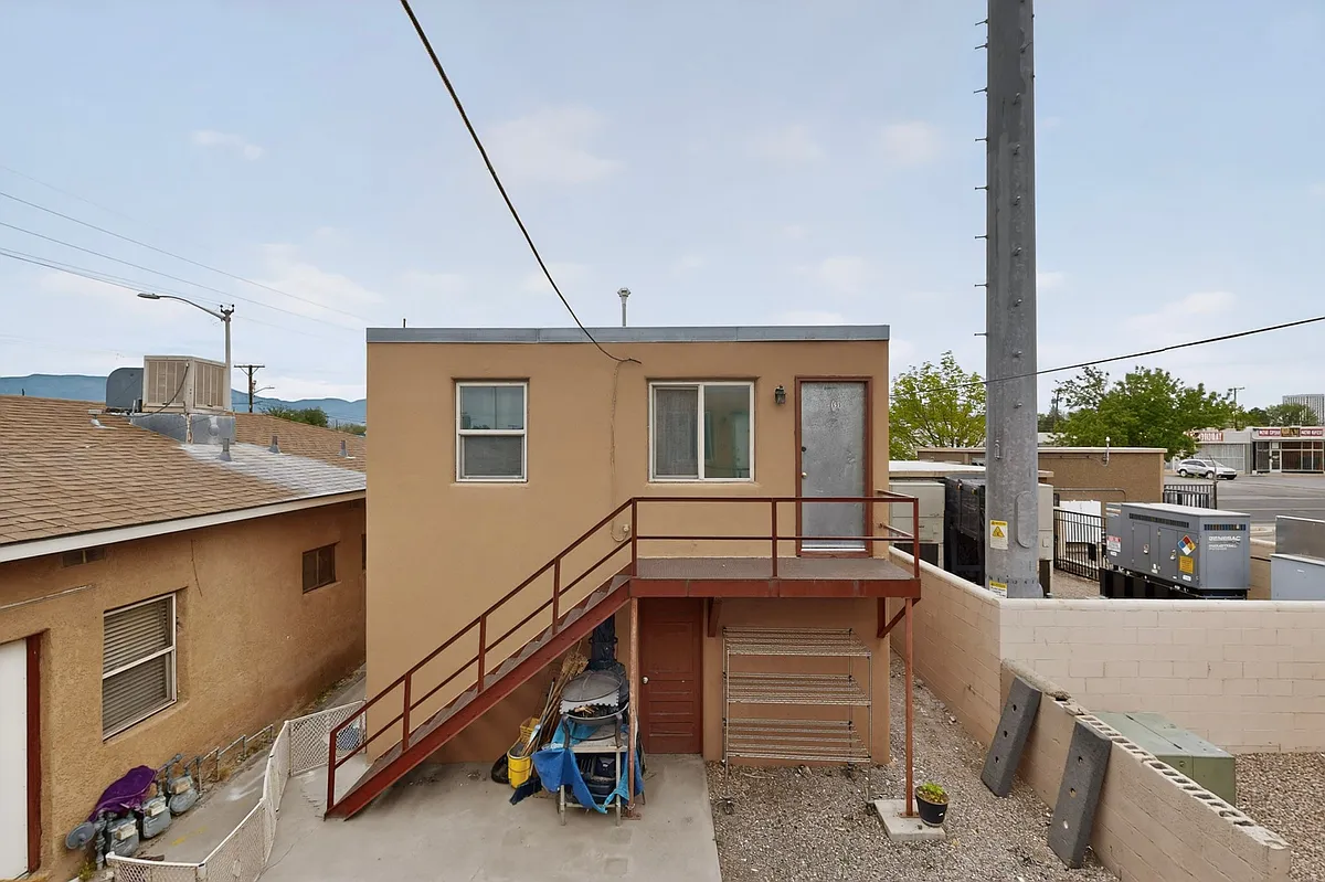 Building Photo - 535 Washington St NE #1