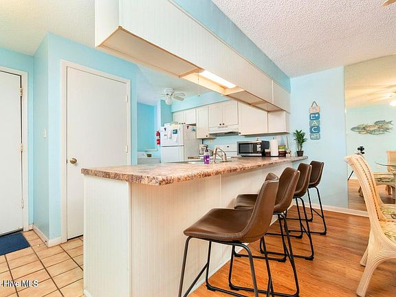 4th image of 1505 Salter Path Road #133