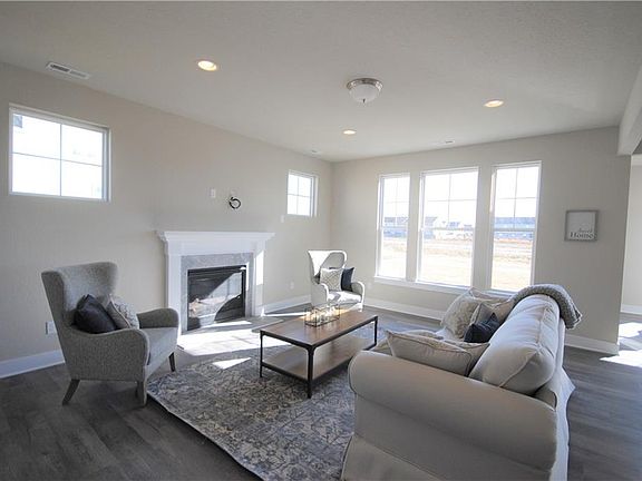 Greatroom with optional fireplace