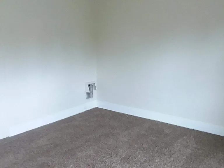 902 Kennebec St — Photo 13