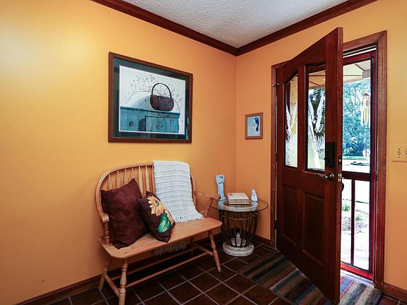 4th image of 15 Widener Way