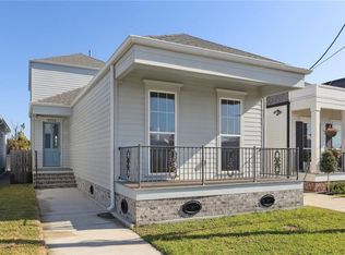9213 S Claiborne Ave, New Orleans, LA 70118