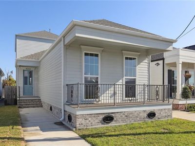 9213 S Claiborne Ave, New Orleans, LA, 70118