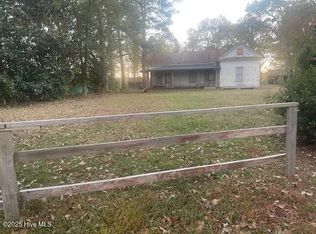 1890 Oneal Rd, Whitakers, NC 27891