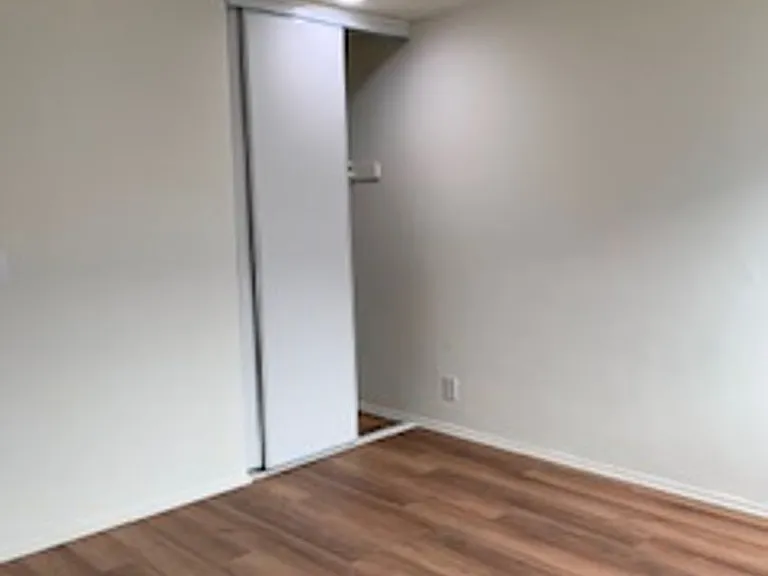 Villa Monica Apts. — Photo 5
