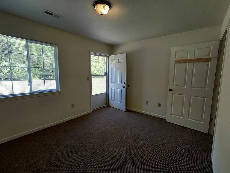 118 Booker Rd — Photo 10