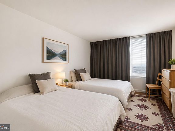 3rd image of 604 S Washington Sq #36-2415