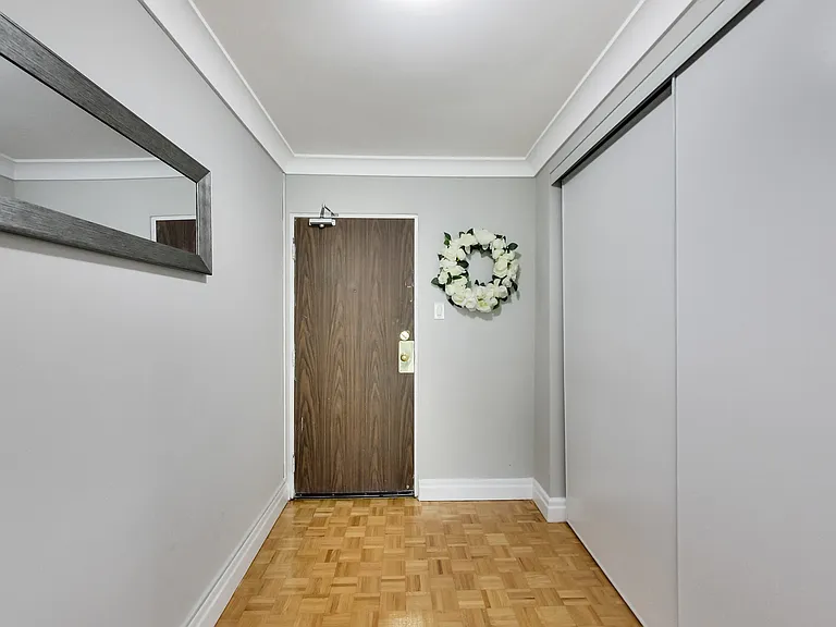 660 Briar Hill Ave #103 — Photo 68