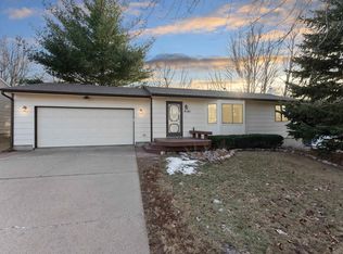 4101 E Huntington St, Sioux Falls, SD 57103