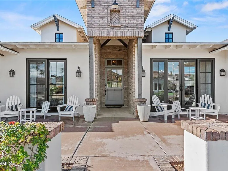 4549 E Calle Tuberia — Photo 4
