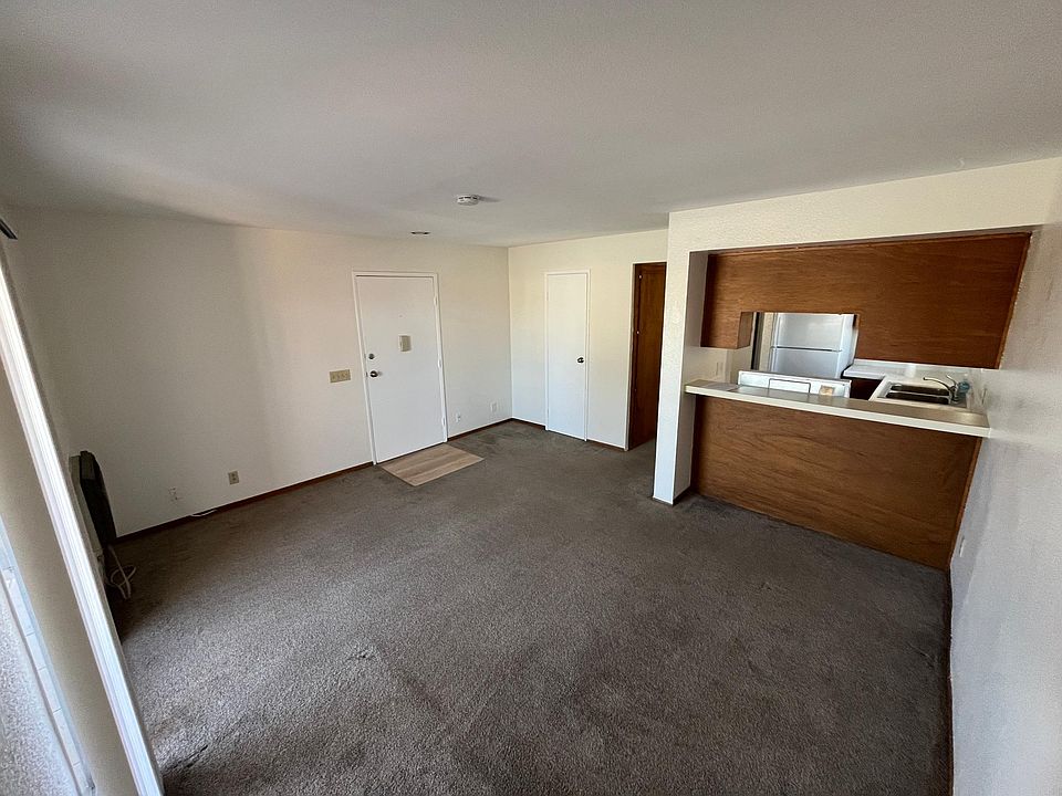 1st image of 4456 1/2 51st St