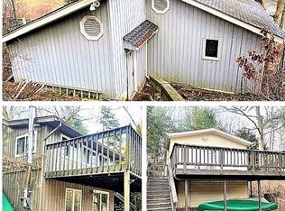 11&13&15 Aldrin Rd, Oak Ridge, NJ 07438