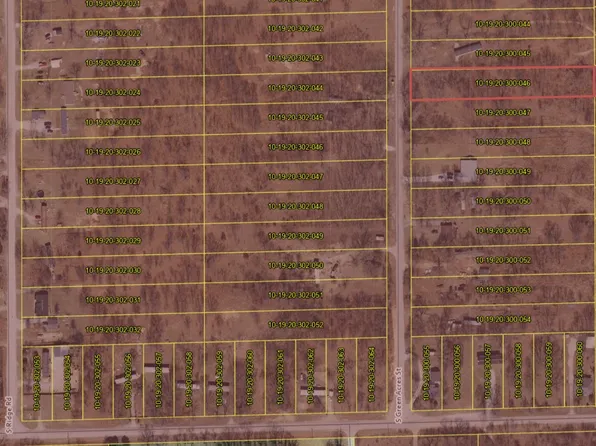 9 E Green Acres Rd, Pembroke Township, IL 60958