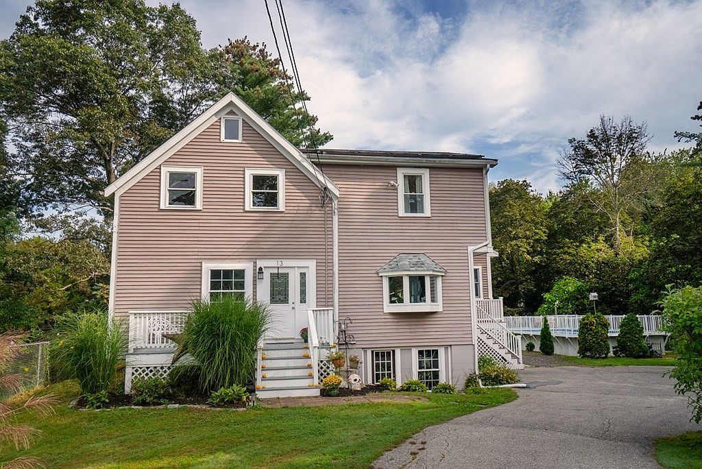 13 Hill St, Amesbury, MA 01913 MLS 73164733 Zillow