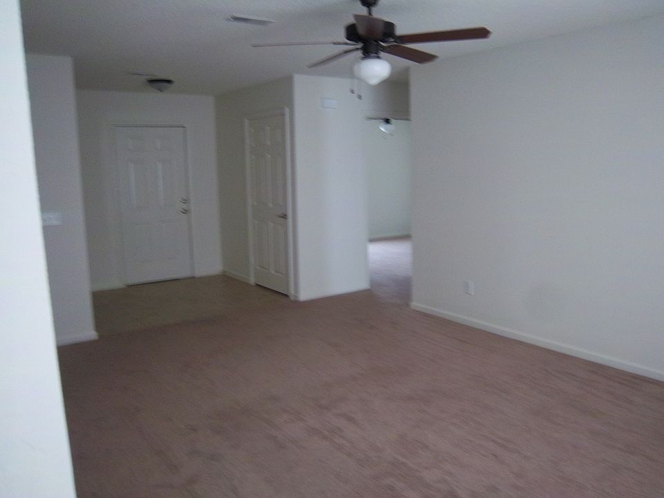 2nd image of 107 Oaklawn St