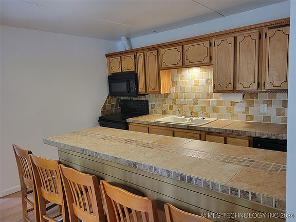 4th image of 3103 E Xyler St