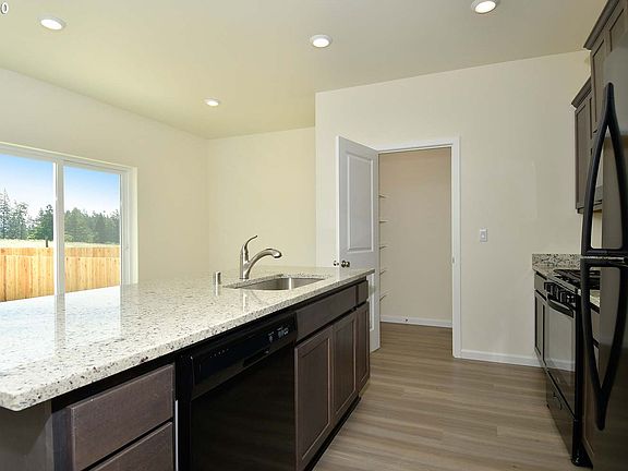 3rd image of 1406 W 15th St
