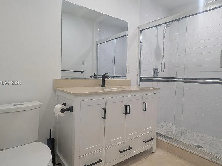 1508 NE 5th Ct — Photo 15