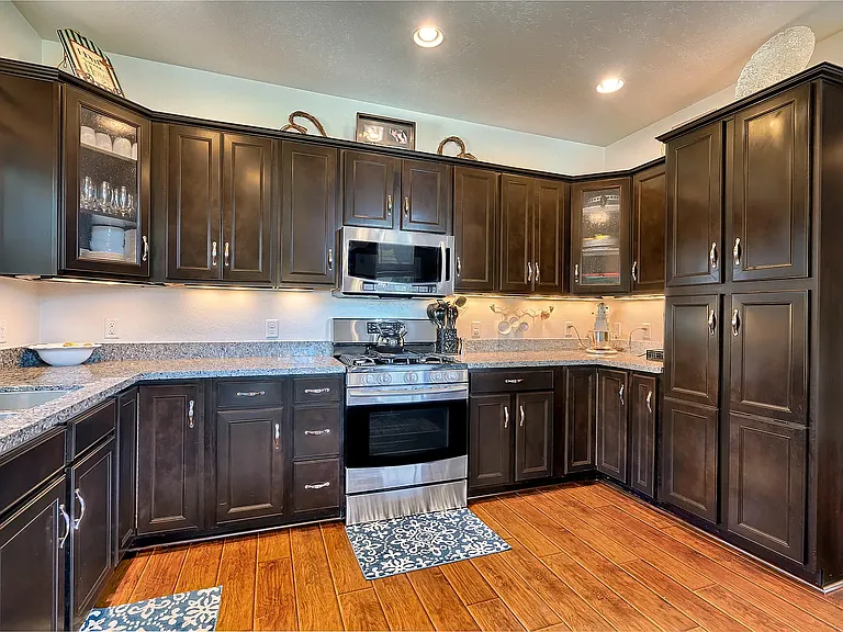 433 W Wulfenite Rd — Photo 10