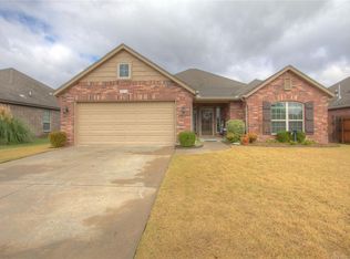 3016 W Mobile Pl, Broken Arrow, OK 74011