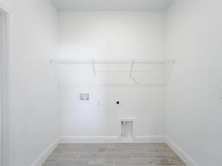 2100 Maverick Ct — Photo 11