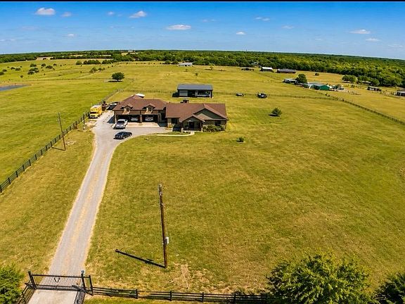 4th image of 21424 S State Highway 78