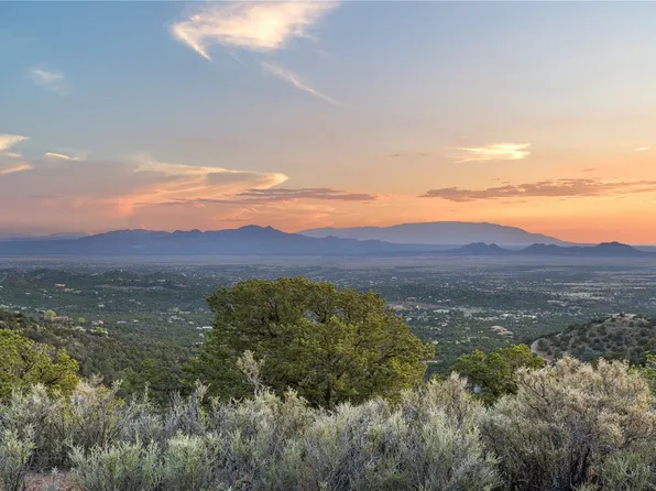 193 Double Arrow Rd, Santa Fe, NM 87505