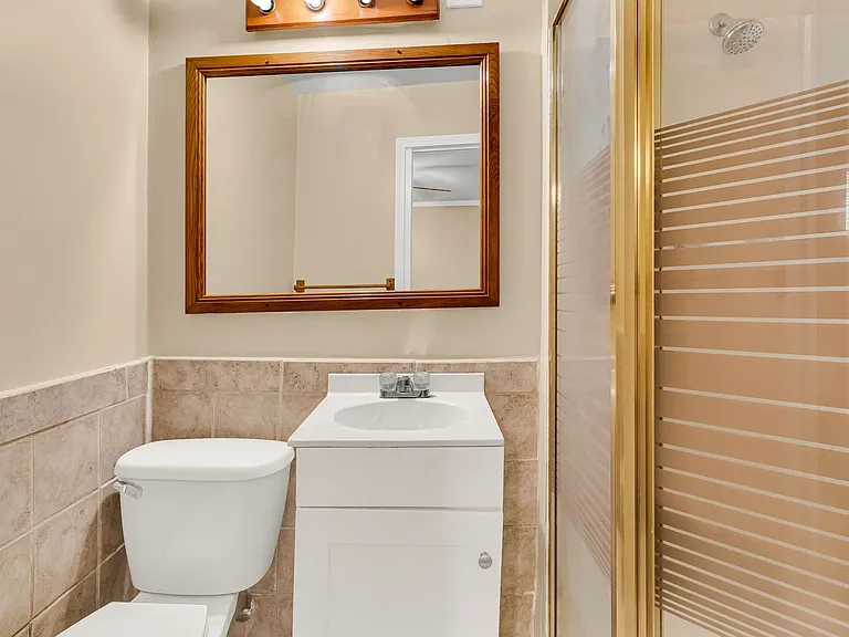2330 Bailey Dr — Photo 24