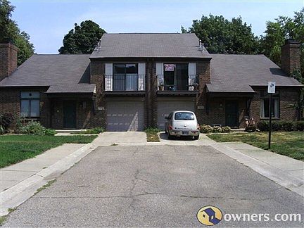 2nd image of 312 E Walnut St