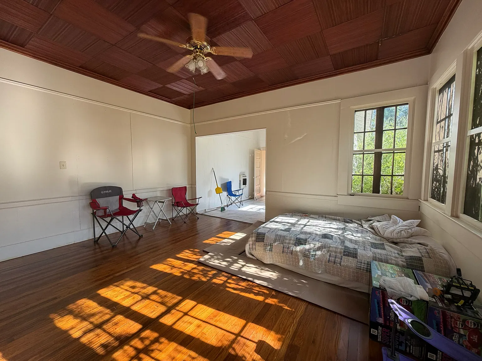 133 Webster St — Photo 4