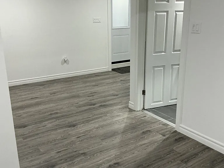 88 Casabel Dr #BASEMENT — Photo 9