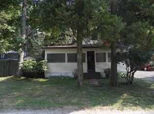 148 8th St, Colonial Beach, VA 22443