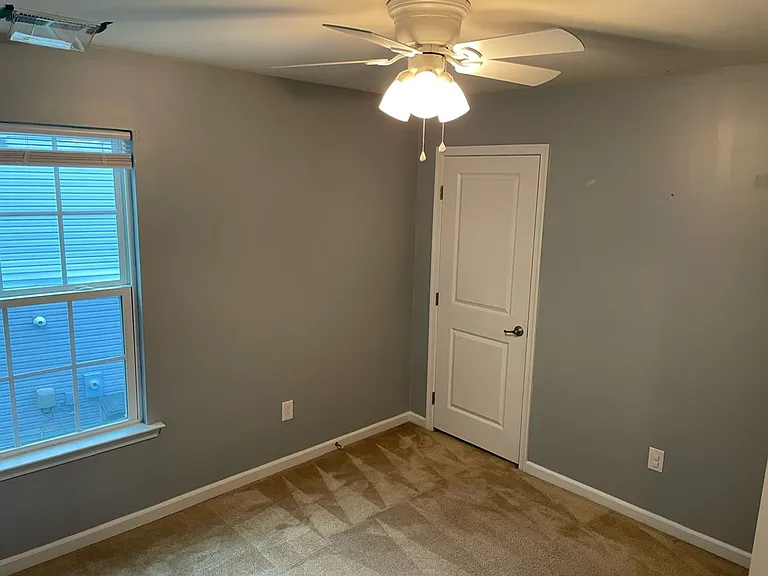 583 Newman Dr — Photo 16