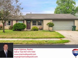 953 Linwood Dr, Troy, OH 45373