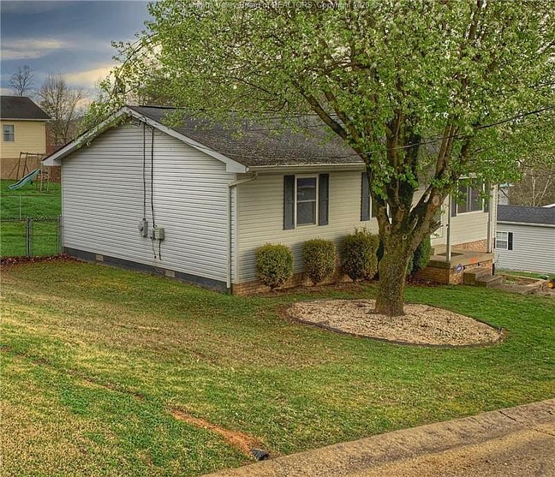 1st image of 5048 Elmhaven Cir