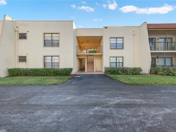 12501 McGregor BLVD #8, FORT MYERS, FL 33919