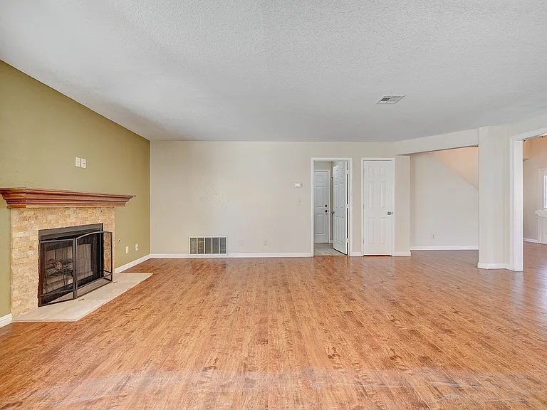 2733 Brookstone Ct — Photo 22