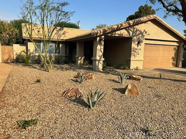 3 bed, 1275 sqft, $2,950 — Photo 3