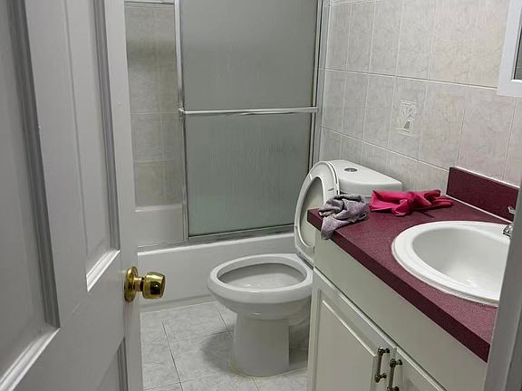 4th image of 2510 88th St #2