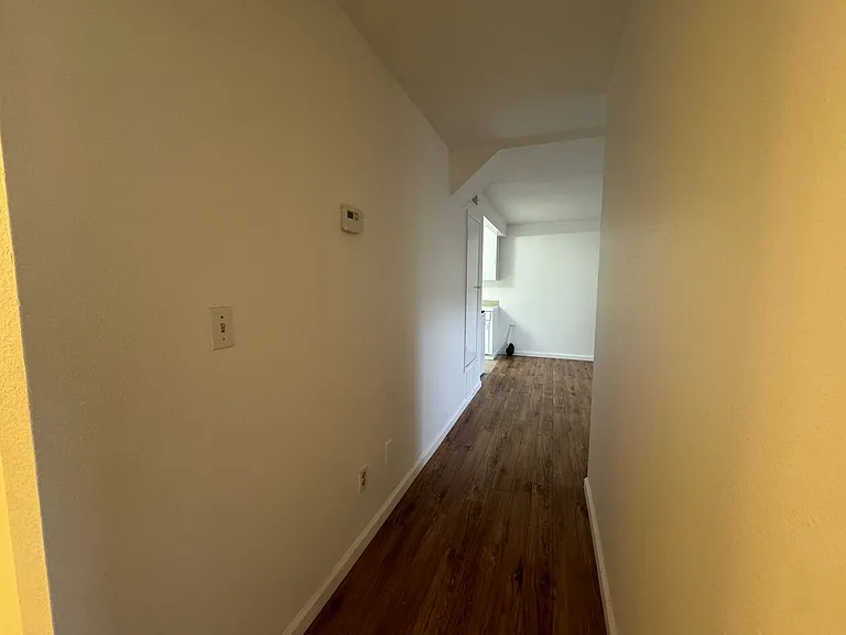 2535 Kansas Ave — Photo 12