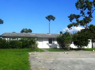 4640 Mulberry Rd, Lake Worth, FL 33461