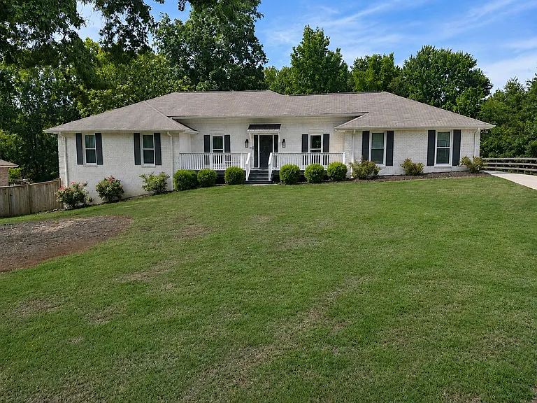 185 Saddle Lake Dr — Photo 6