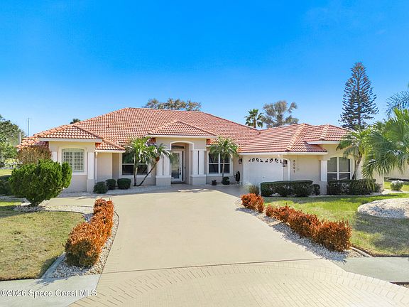 2nd image of 8001 Duncastle Ct