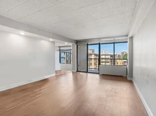 9060 Palisade Ave APT 1001, North Bergen, NJ 07047