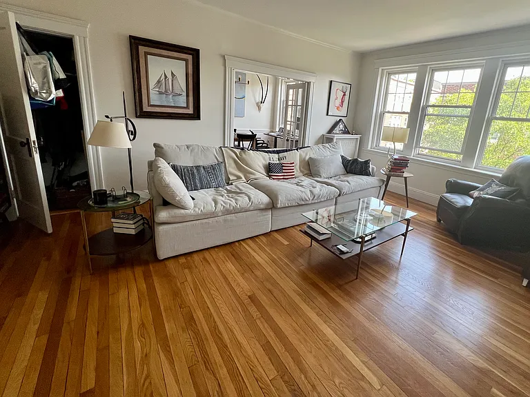 40 Saint Paul St #3 — Photo 1