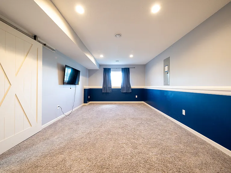 316 Art St NW — Photo 19