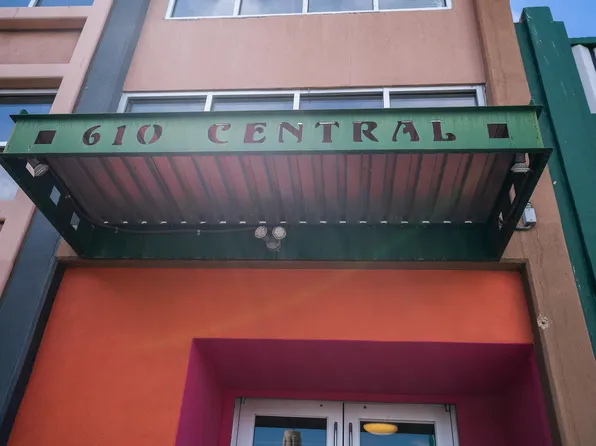 610 Central Ave SW APT 3D, Albuquerque, NM 87102