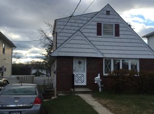 128 Tysens Ln, Staten Island, NY 10306